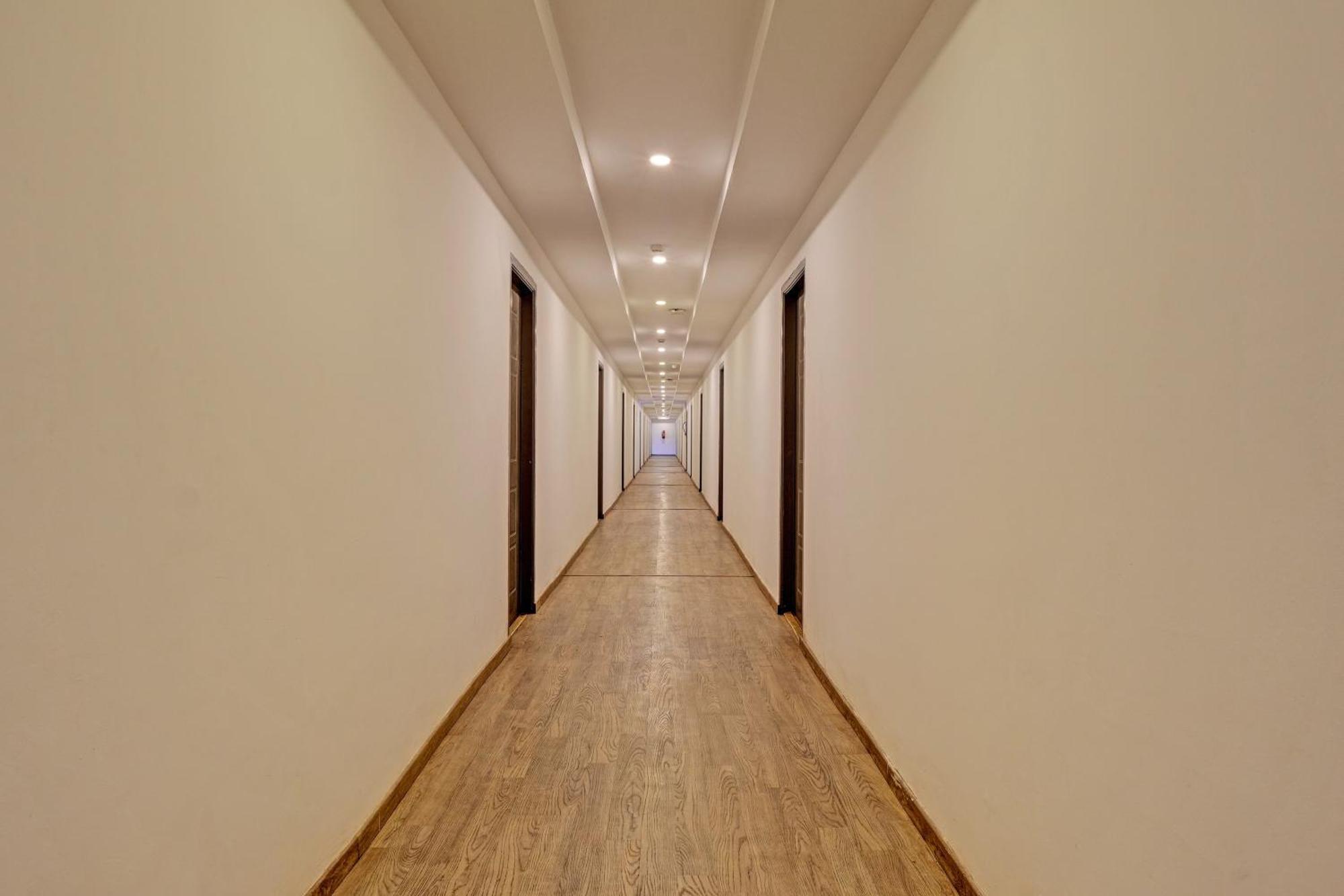 Super Townhouse Ramamurthy Nagar Formerly Navya International Bengalúr Exteriér fotografie