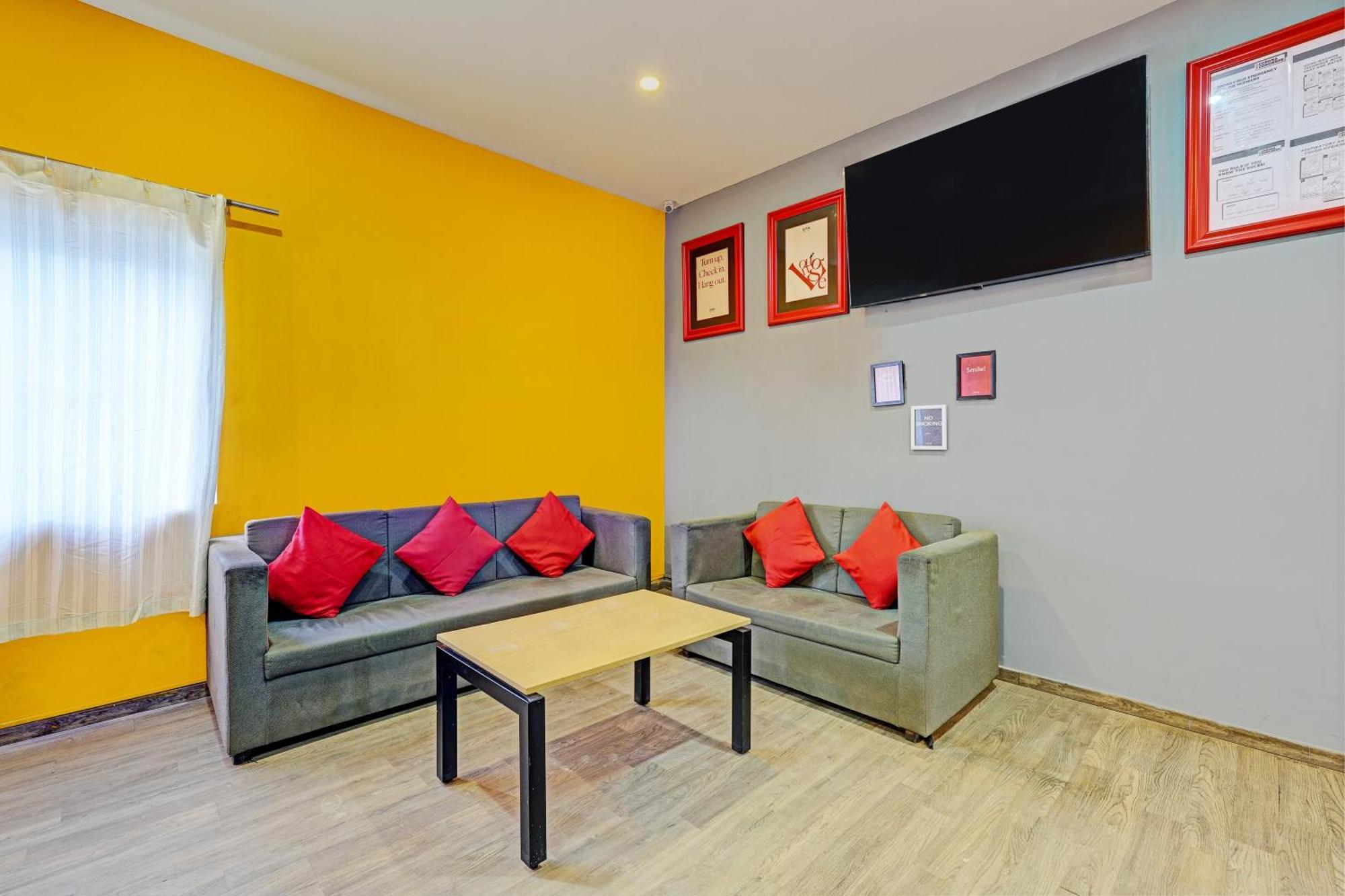 Super Townhouse Ramamurthy Nagar Formerly Navya International Bengalúr Exteriér fotografie
